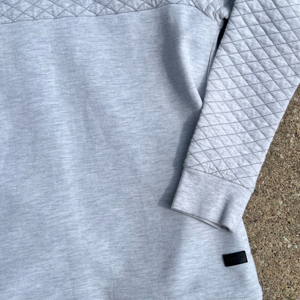 ✨sold✨Outpost from Buckle Quilted Gray Hoodie Sweater - Picture 2 of 7
